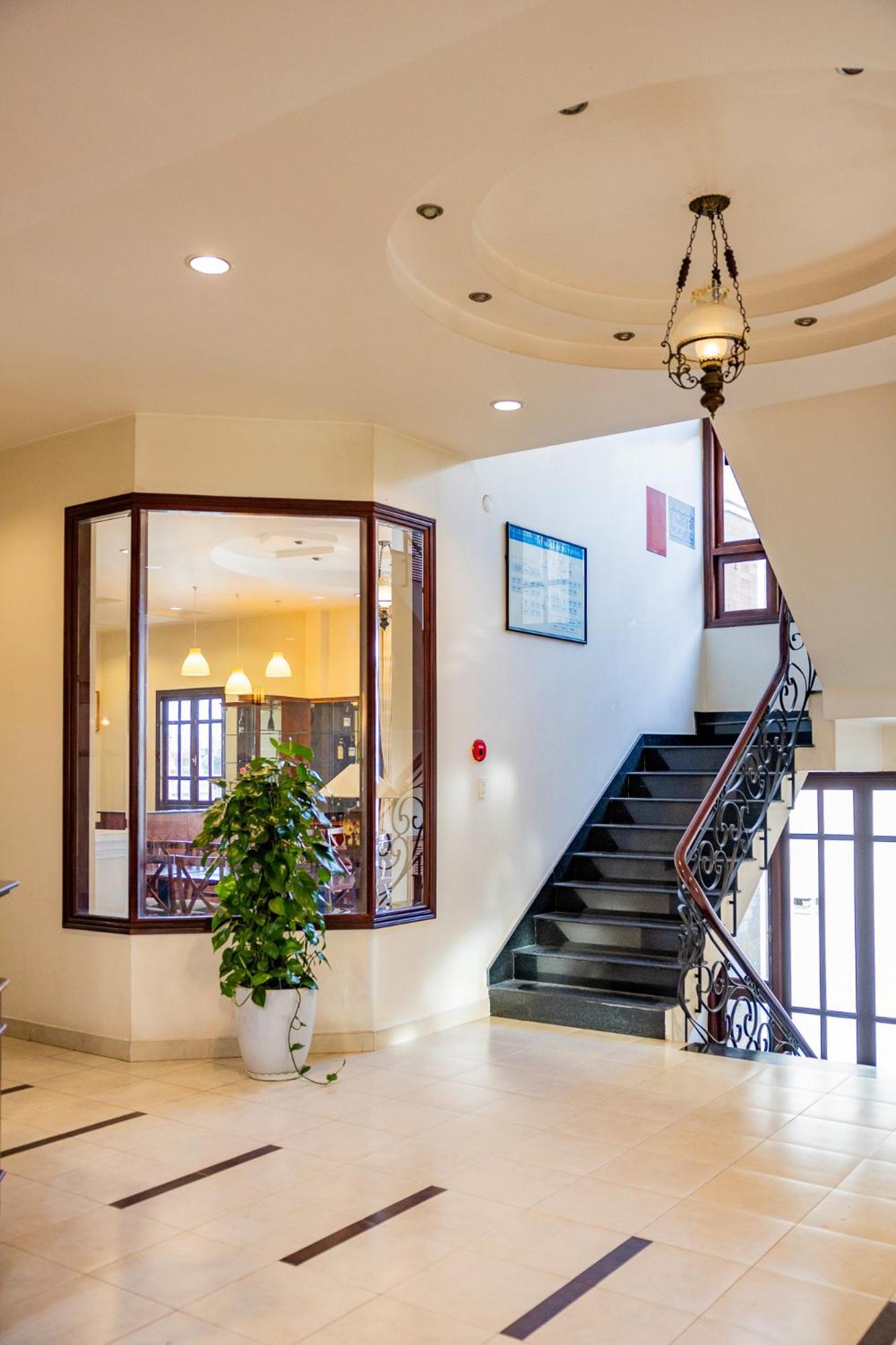 Hung Phong Hotel - Near Dalat Night Market Экстерьер фото