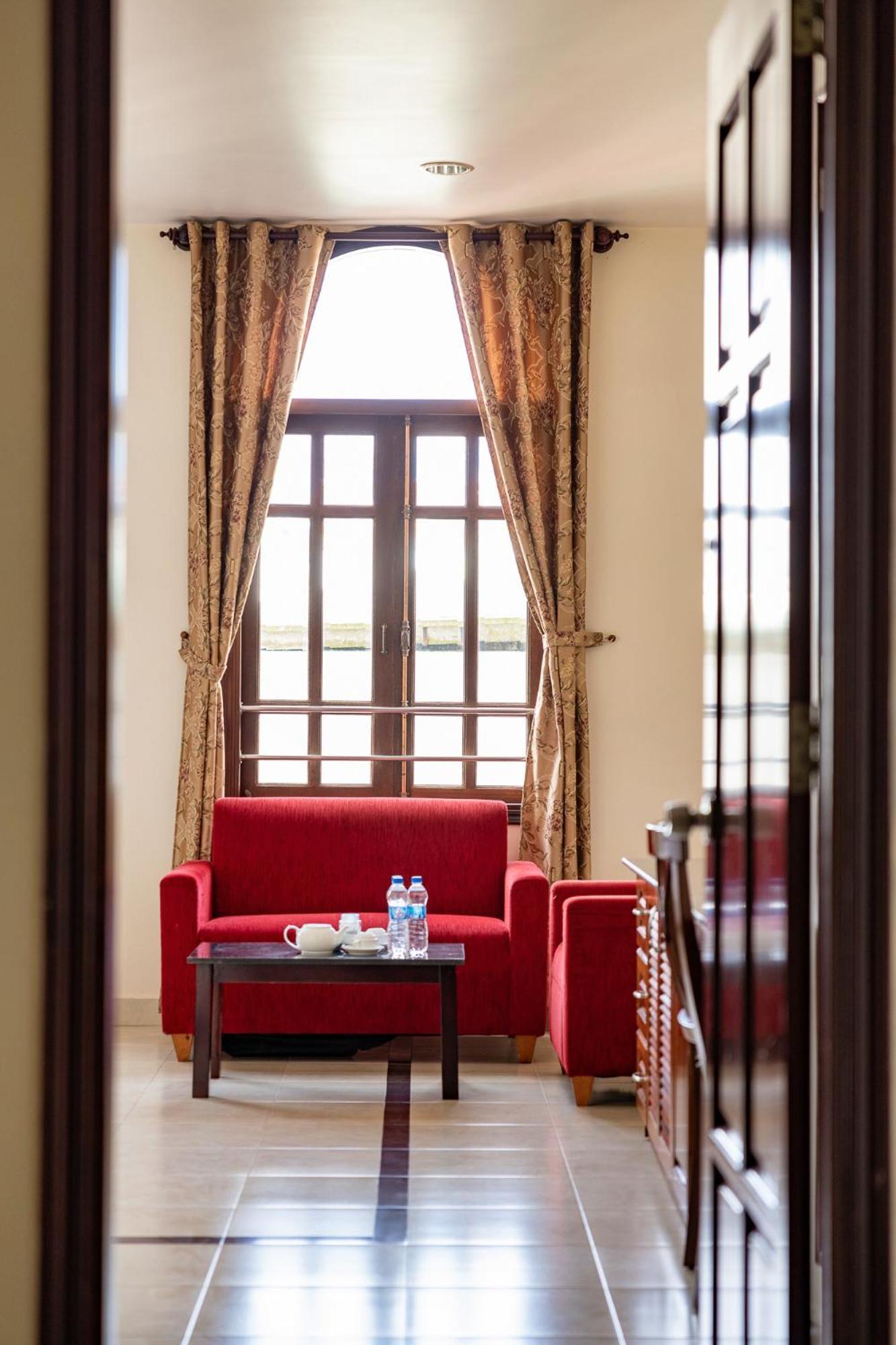 Hung Phong Hotel - Near Dalat Night Market Экстерьер фото