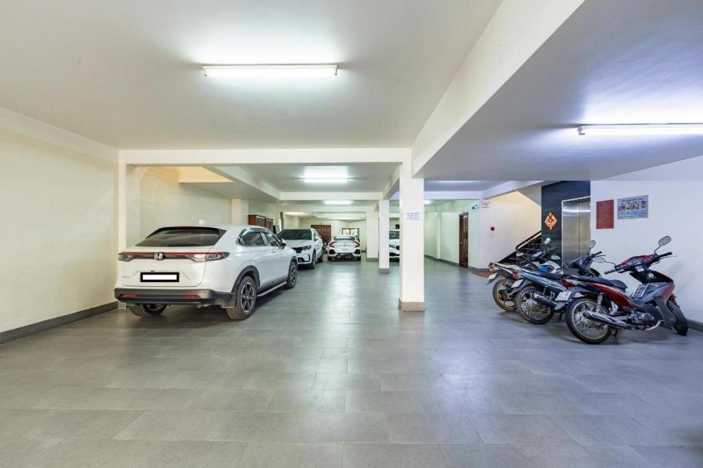 Hung Phong Hotel - Near Dalat Night Market Экстерьер фото